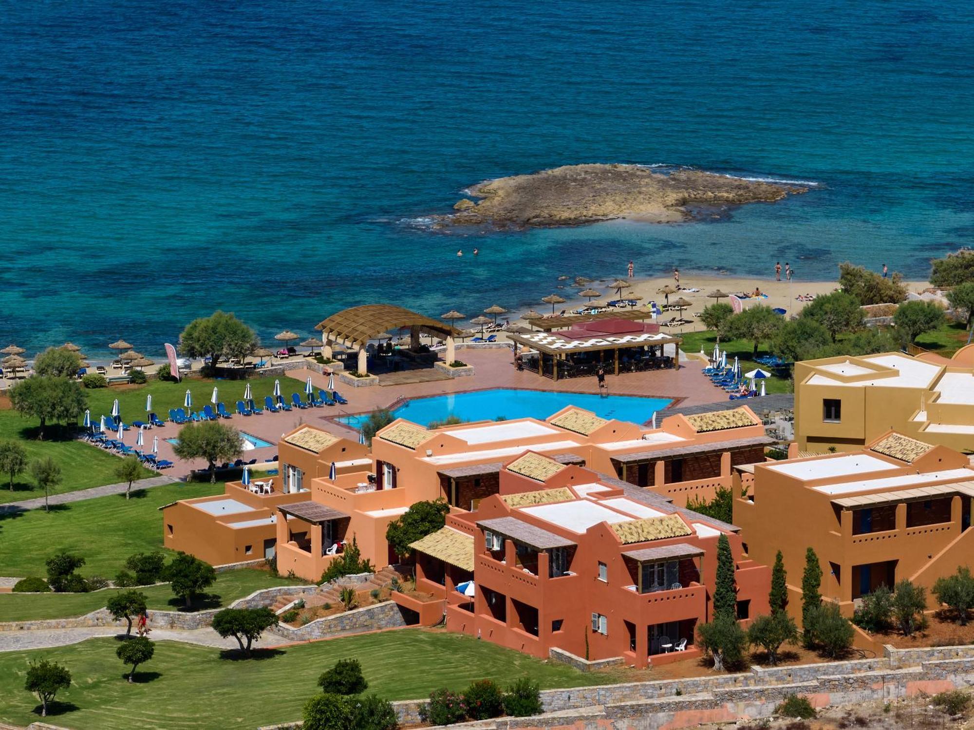 Sirens Beach & Village Малиа Экстерьер фото